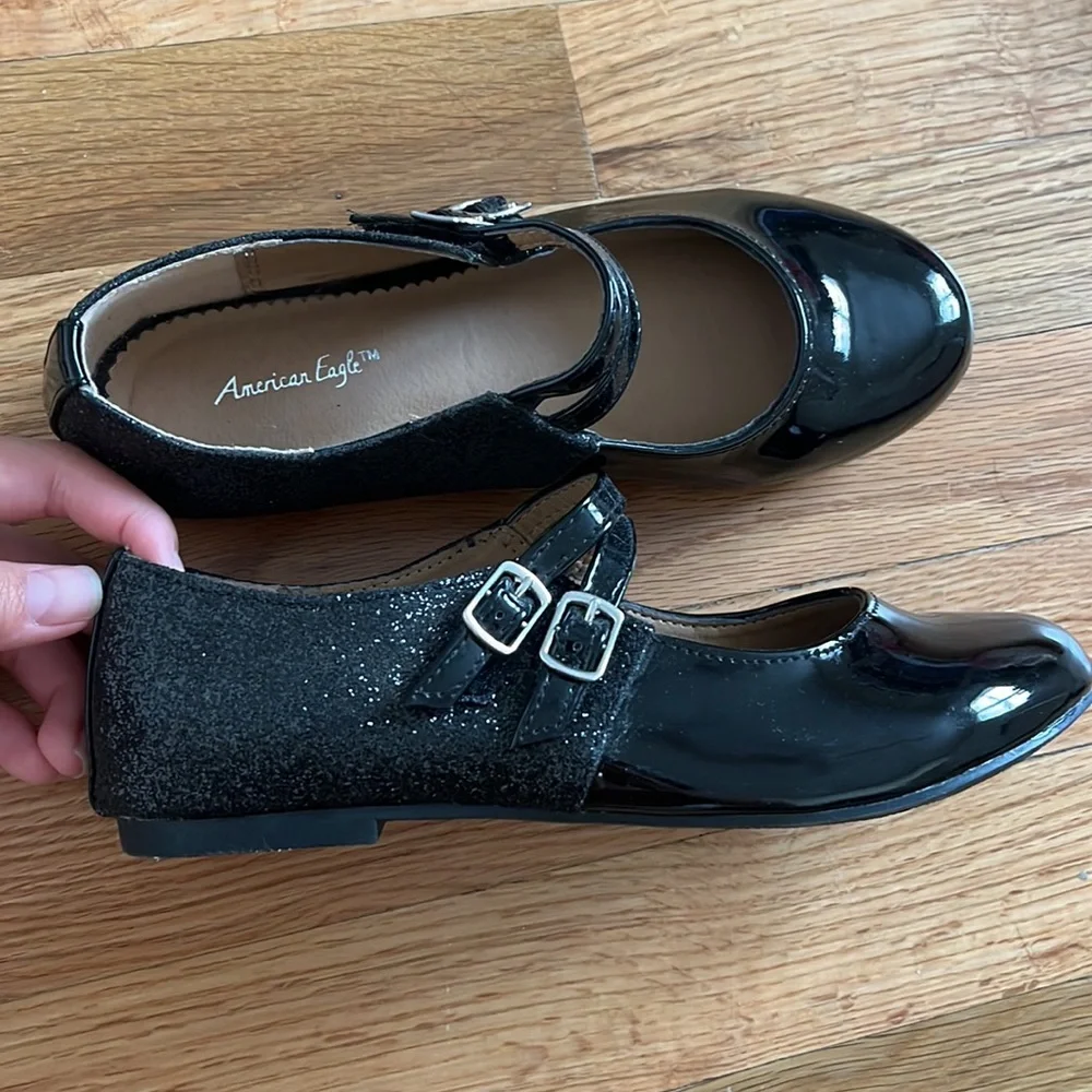 American eagle big girls black shiny glitter flat dress shoes US size 3